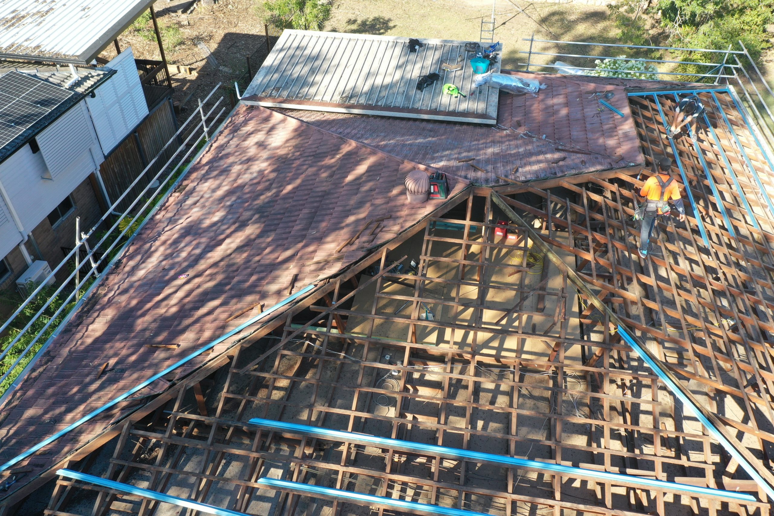 roofing materials metal roof restoration cost slate tiles energy efficients metal roof per square meter comprehensive process total cost concrete insulation