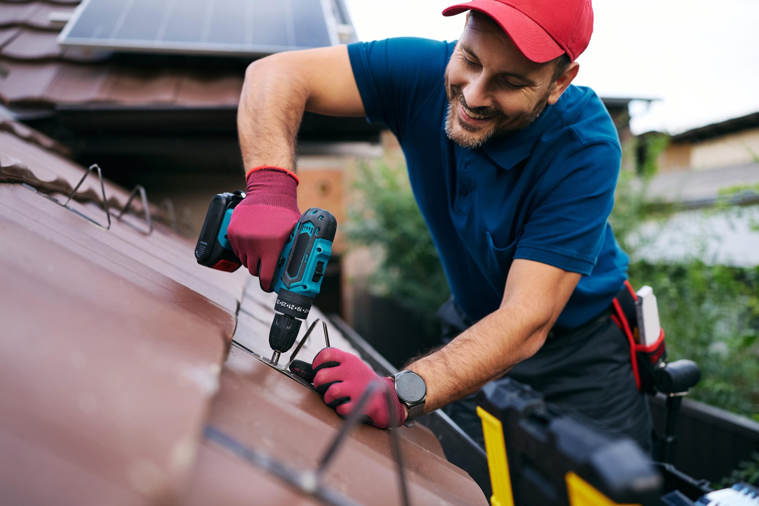 seal roof leak and inspect signs shingles falshing occur
